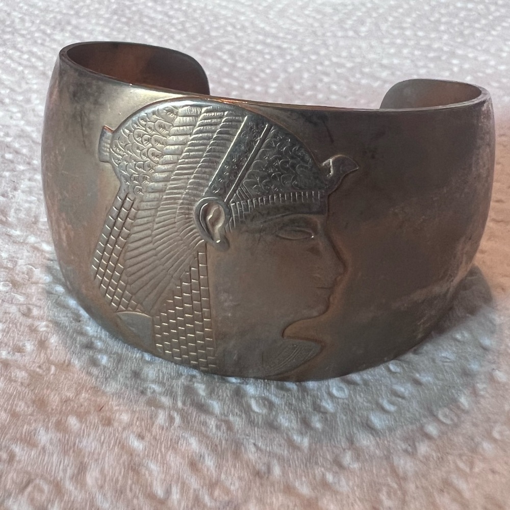 Vintage - silver plated chunky Egyptian cuff bracelet